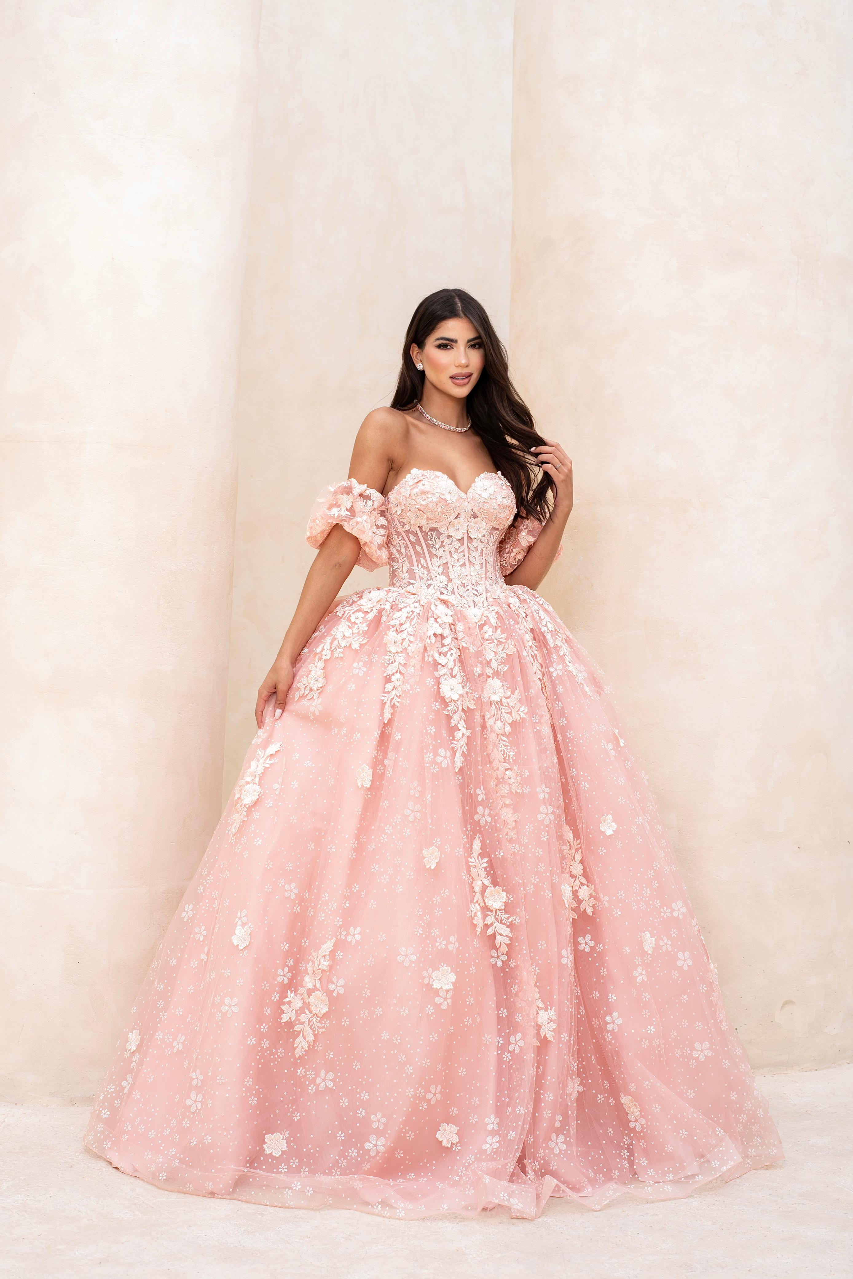 Vestido rosa de debutante La Jolie